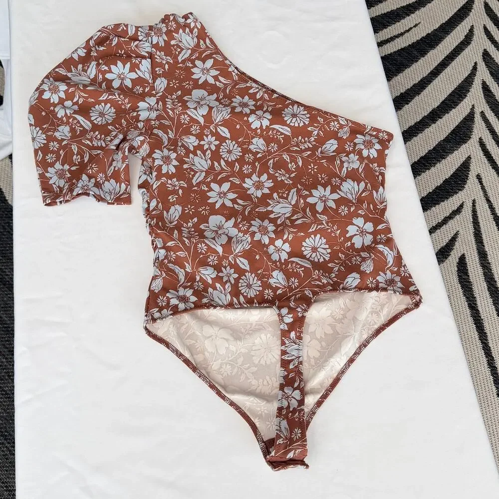Free People Somethin Bout You One Shoulder Floral Bodysuit Java Puff Sleeve M